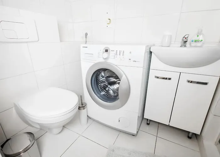 Lemon- Leba Zarnowska