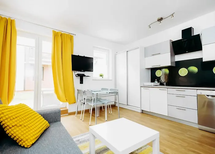 Lemon- Leba Zarnowska